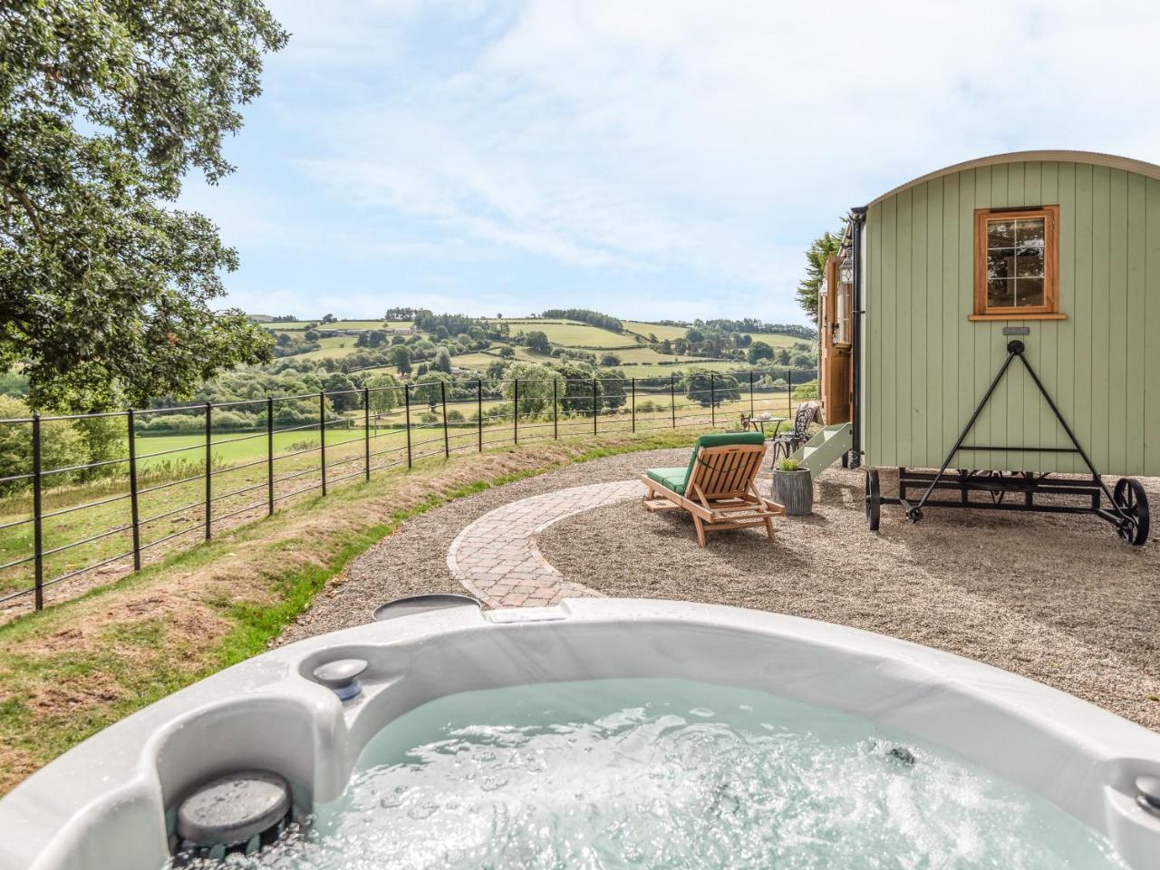 Padarn'S Hut Villa Llanbadarn Fynydd Esterno foto